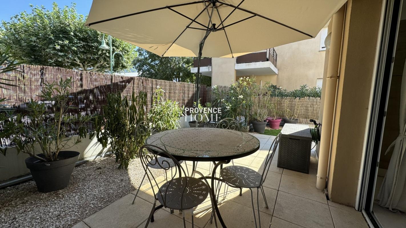 Vente Appartement en rez-de-jardin Oppede Provence Home